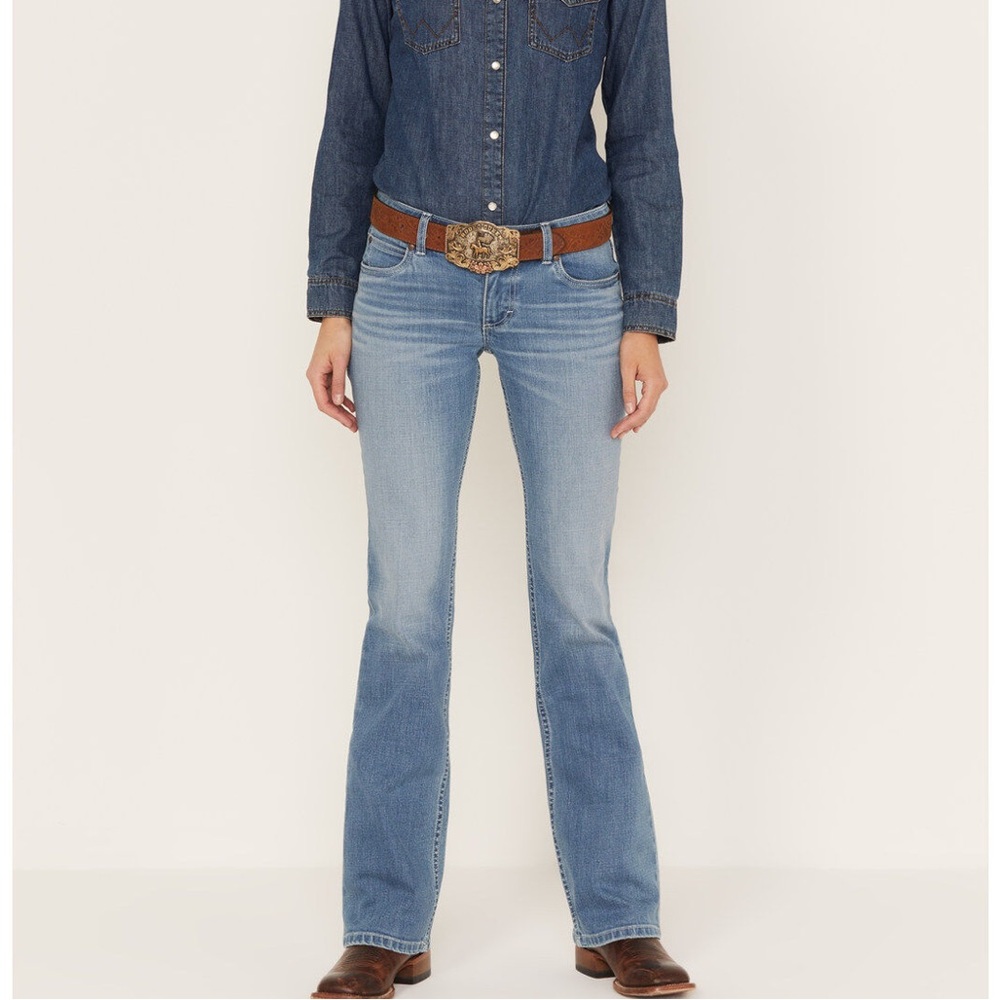 Wranglers Classic Blue Women's Jeans